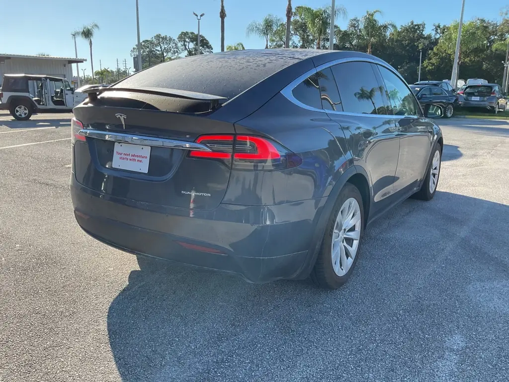 2020 TESLA MODEL X LONG RANGE photo 8