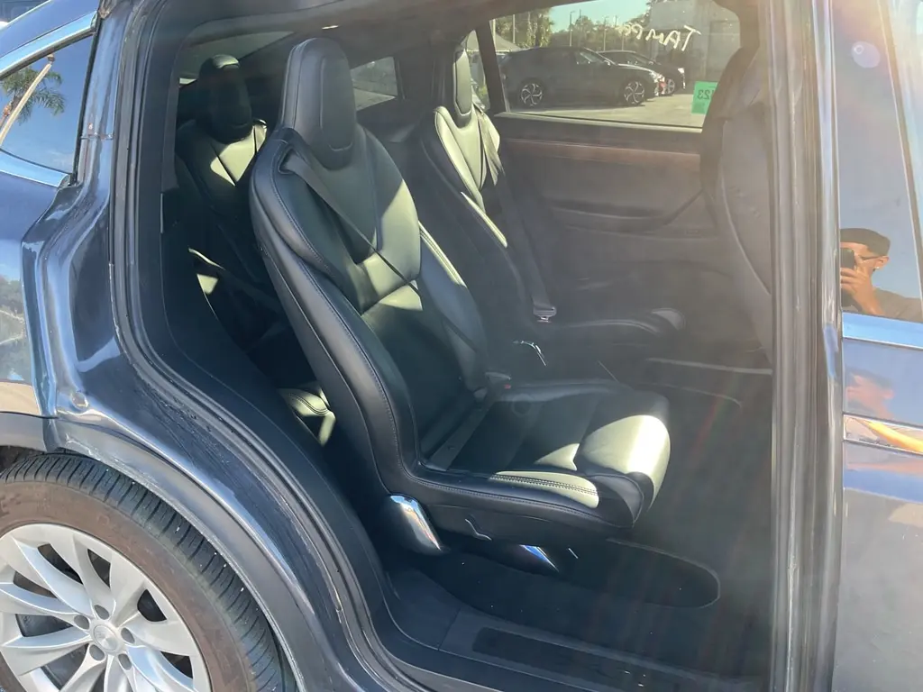 2020 TESLA MODEL X LONG RANGE photo 19