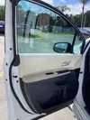 2022 TOYOTA SIENNA XLE thumbnail 13
