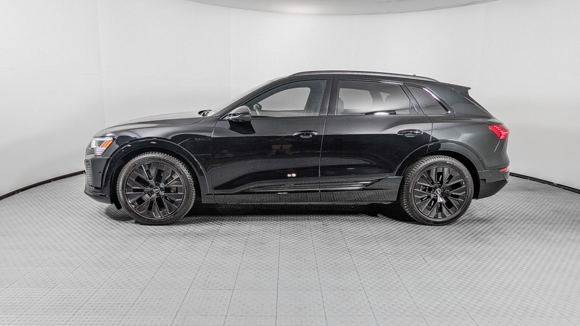 Florida Fine Cars - Used vehicle - SUV AUDI Q8 E-TRON 2024