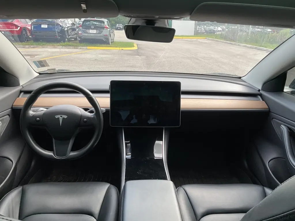 2019 TESLA MODEL 3 Standard Range Plus photo 18