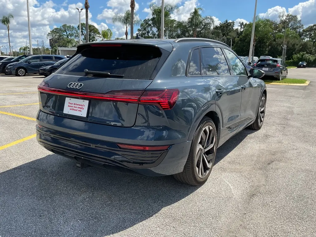 2024 AUDI Q8 E-TRON PREMIUM PLUS photo 7