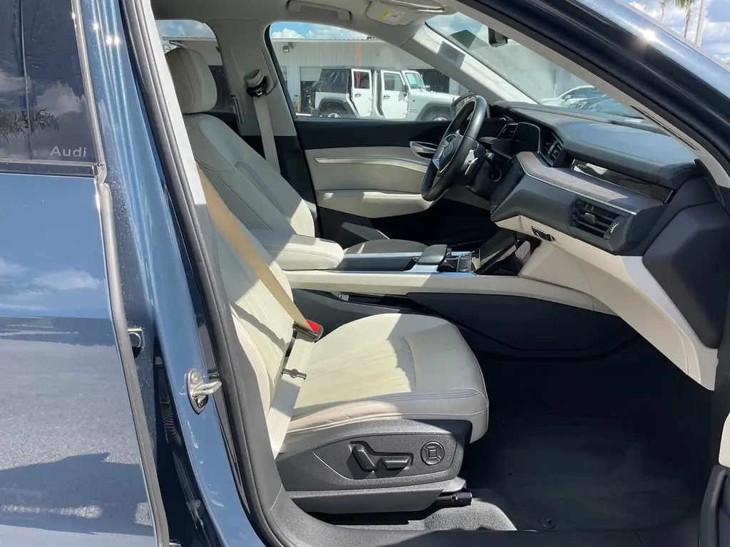 2024 AUDI Q8 E-TRON PREMIUM PLUS photo 15