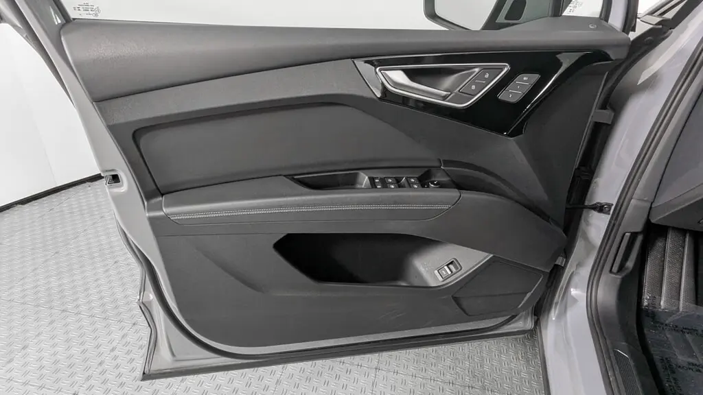2023 AUDI Q4 E-TRON SPORTBACK PREMIUM PLUS photo 12