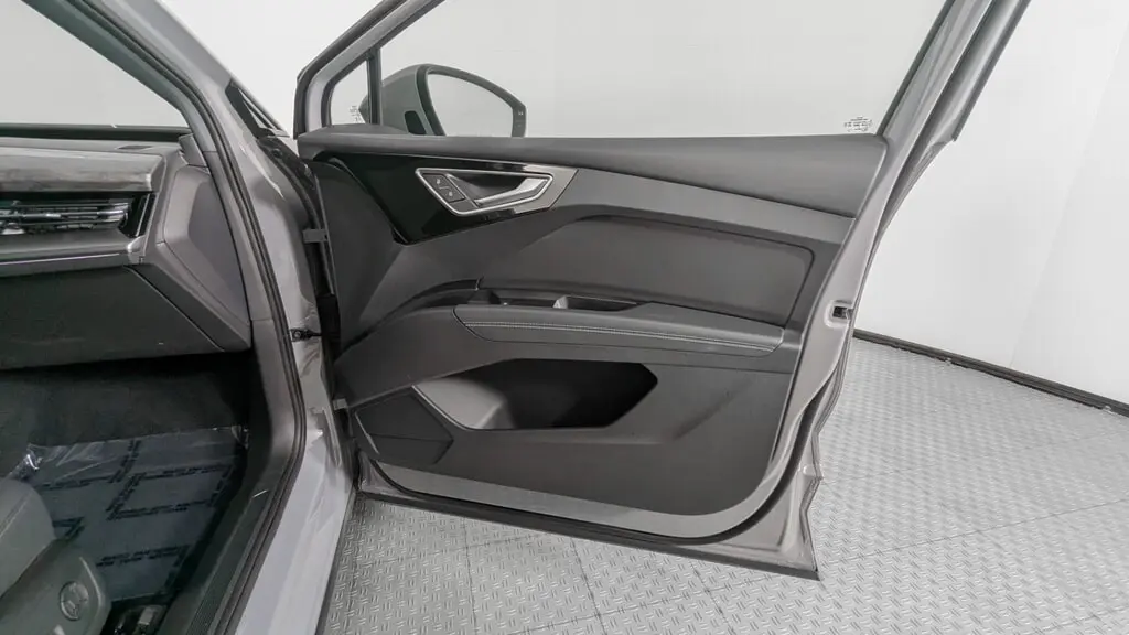 2023 AUDI Q4 E-TRON SPORTBACK PREMIUM PLUS photo 23