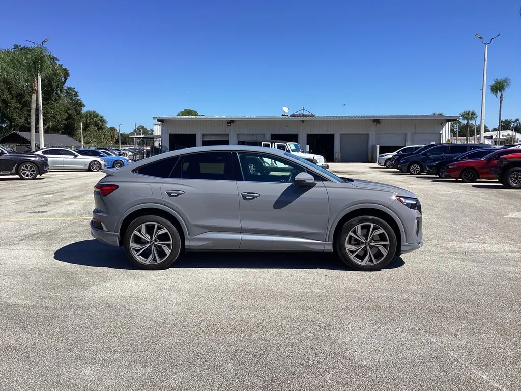 2023 AUDI Q4 E-TRON SPORTBACK PREMIUM PLUS photo 4