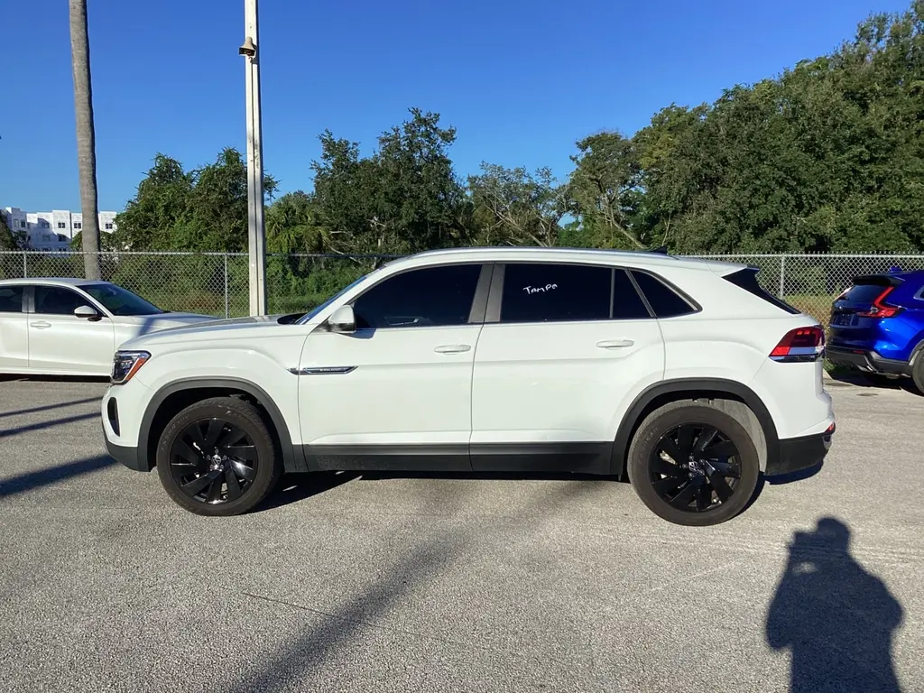 2024 VOLKSWAGEN ATLAS CROSS SPORT 2.0T SE W/TECHNOLOGY photo 5