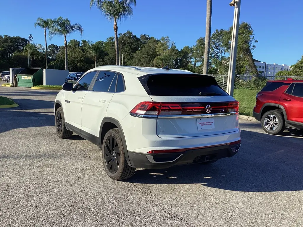 2024 VOLKSWAGEN ATLAS CROSS SPORT 2.0T SE W/TECHNOLOGY photo 6