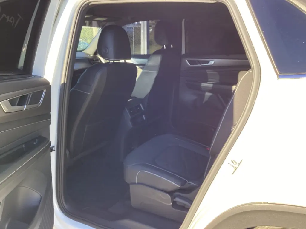 2024 VOLKSWAGEN ATLAS CROSS SPORT 2.0T SE W/TECHNOLOGY photo 11