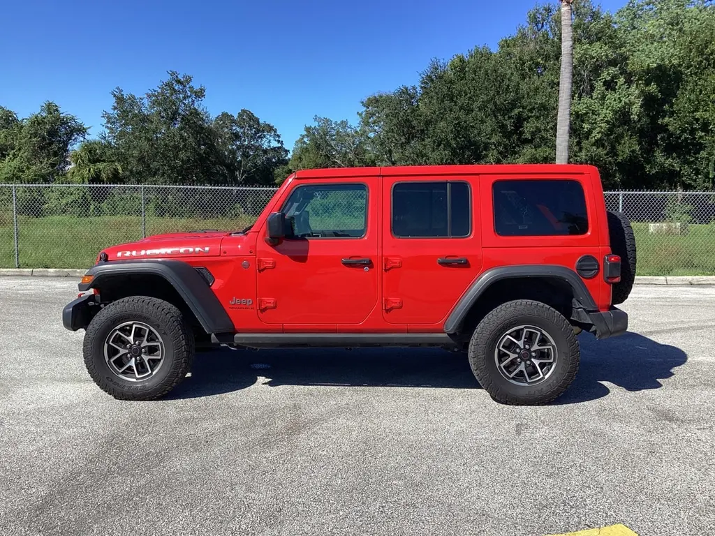 2025 JEEP WRANGLER RUBICON photo 10