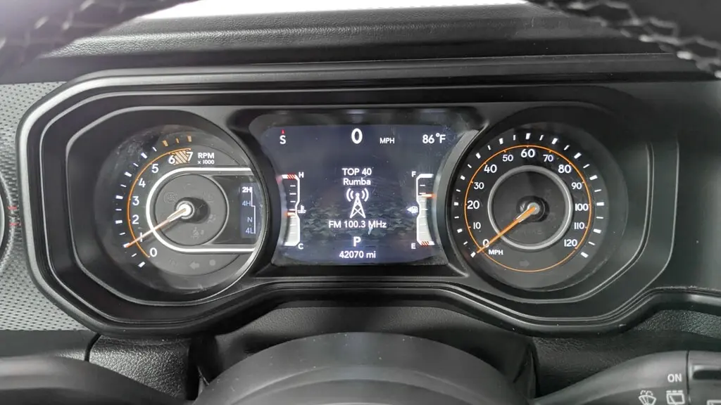 2025 JEEP WRANGLER RUBICON photo 26