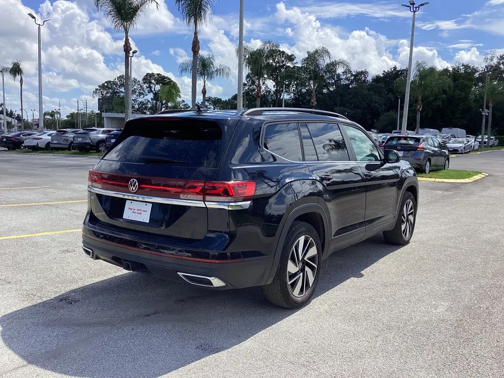 2025 VOLKSWAGEN ATLAS 2.0T SE W/TECHNOLOGY photo 5