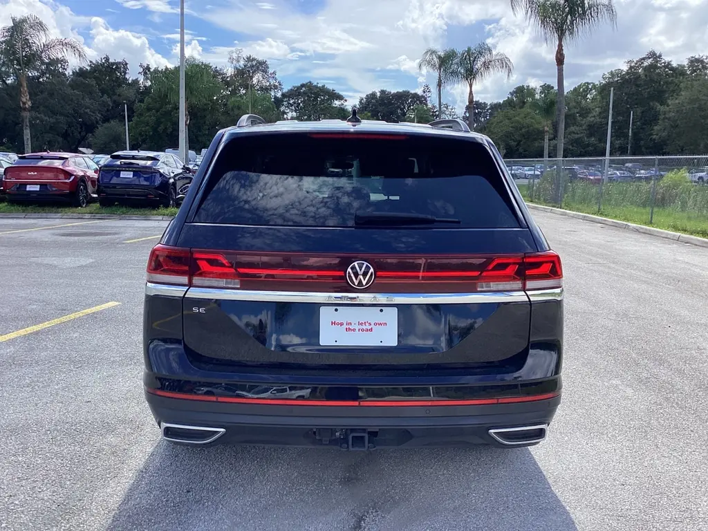 2025 VOLKSWAGEN ATLAS 2.0T SE W/TECHNOLOGY photo 10