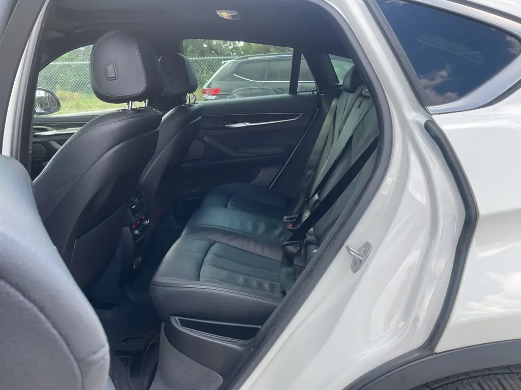 2018 BMW X6 XDRIVE35I photo 15