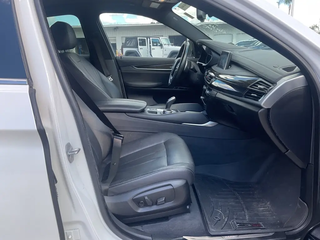 2018 BMW X6 XDRIVE35I photo 21