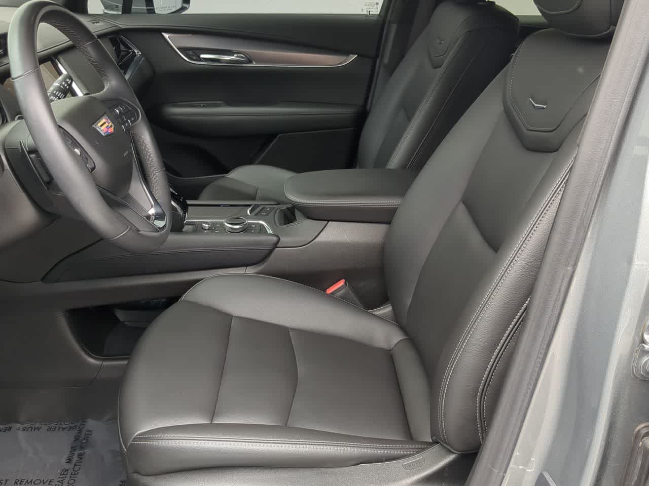 2024 CADILLAC XT6 FWD LUXURY photo 14