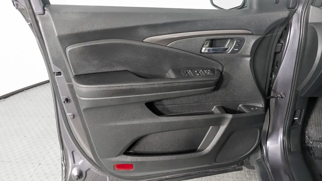 2021 HONDA PASSPORT EX-L photo 12