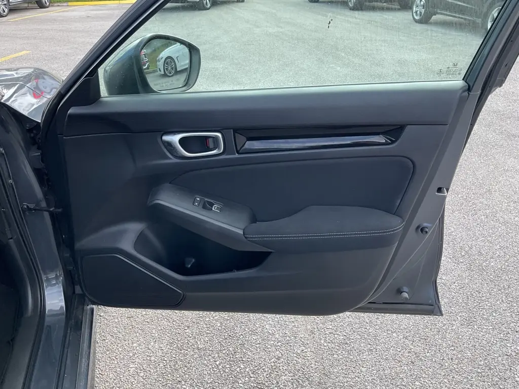 2022 HONDA CIVIC EX photo 17