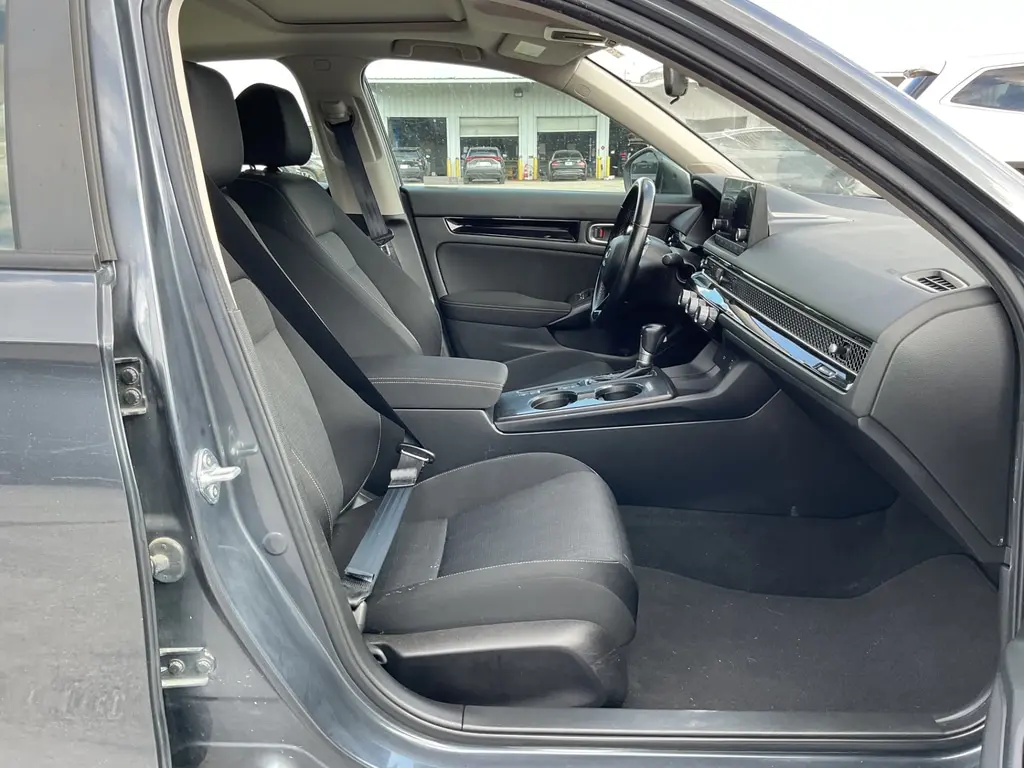 2022 HONDA CIVIC EX photo 18