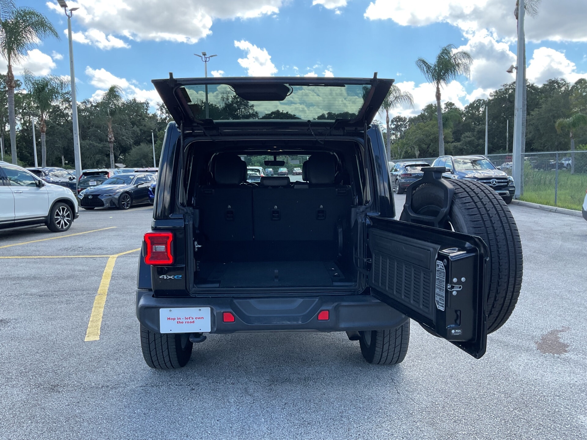 2021 JEEP WRANGLER 4XE UNLIMITED SAHARA photo 6