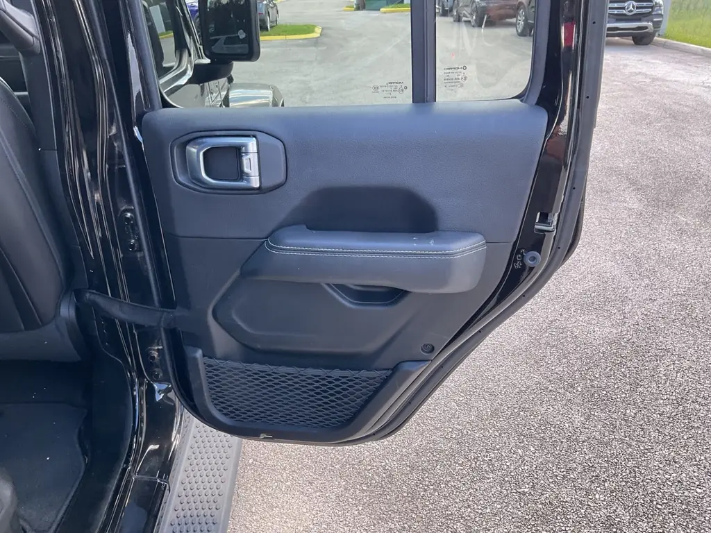 2021 JEEP WRANGLER 4XE UNLIMITED SAHARA photo 21