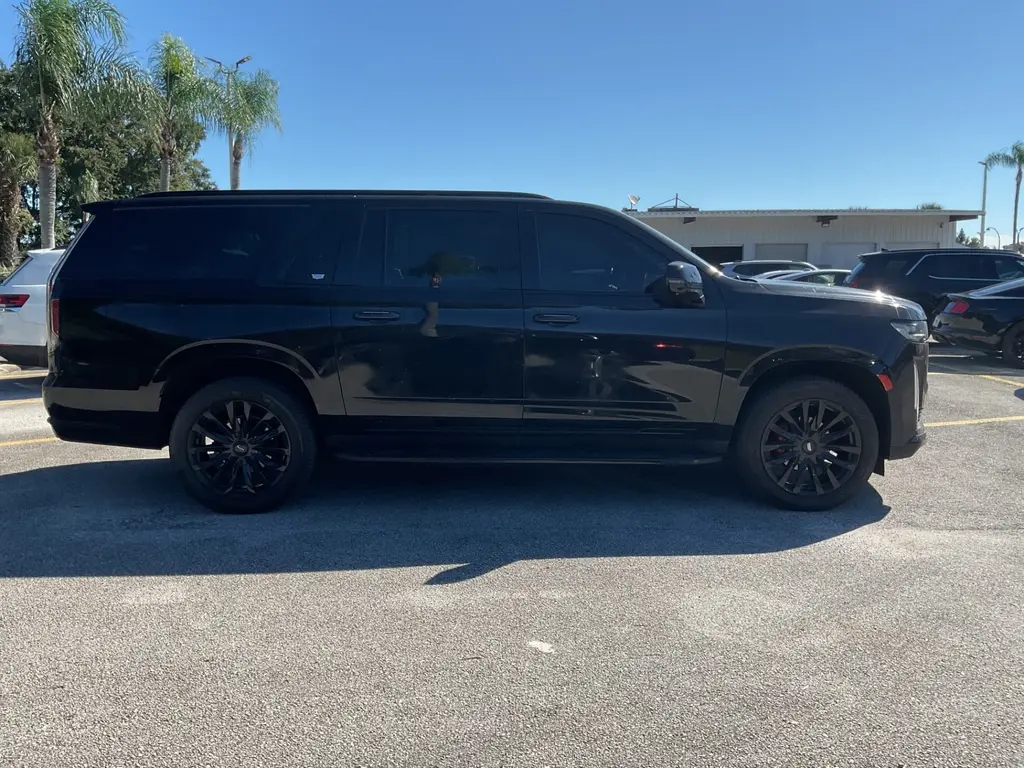 2021 CADILLAC ESCALADE ESV LUXURY photo 11