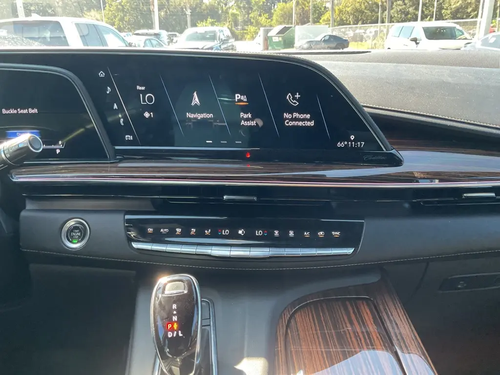 2021 CADILLAC ESCALADE ESV LUXURY photo 17