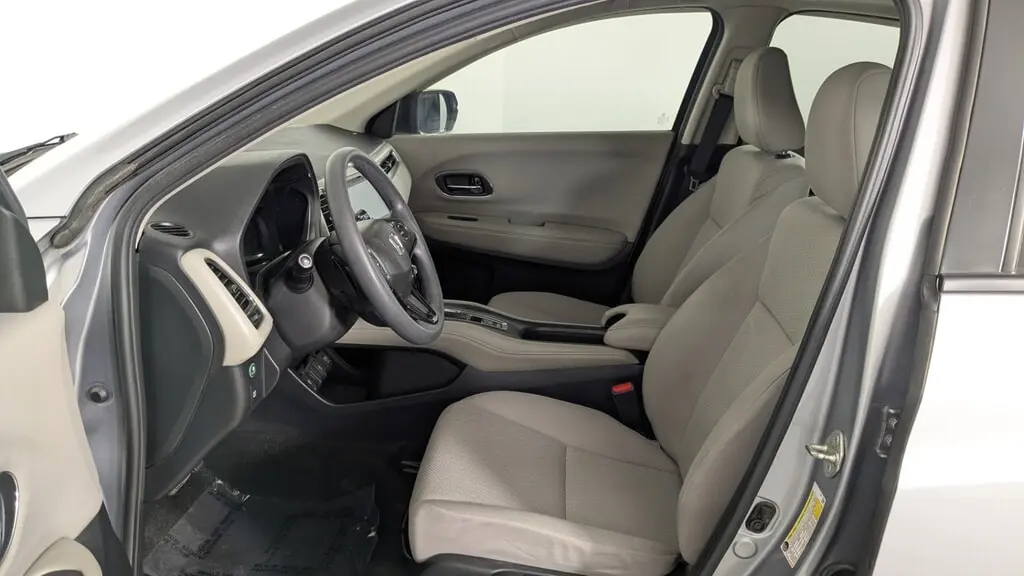 2018 HONDA HR-V EX photo 10