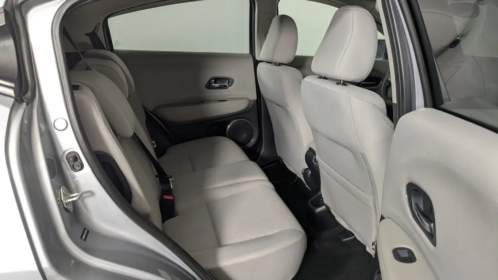 2018 HONDA HR-V EX photo 14