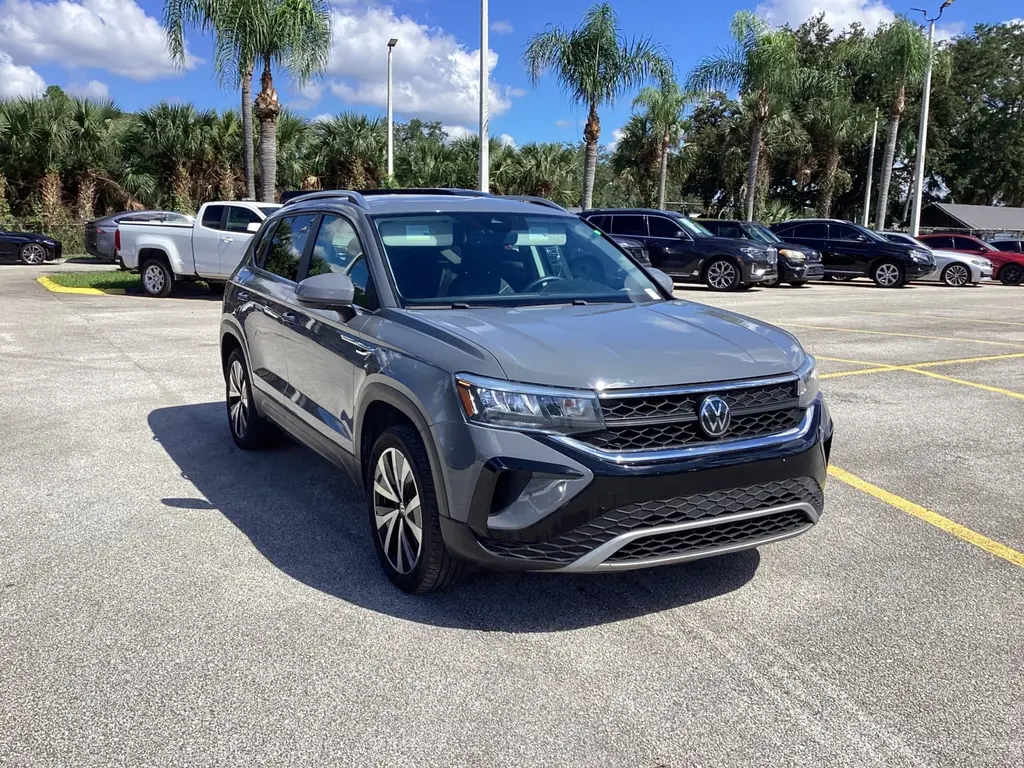2023 VOLKSWAGEN TAOS SE photo 3