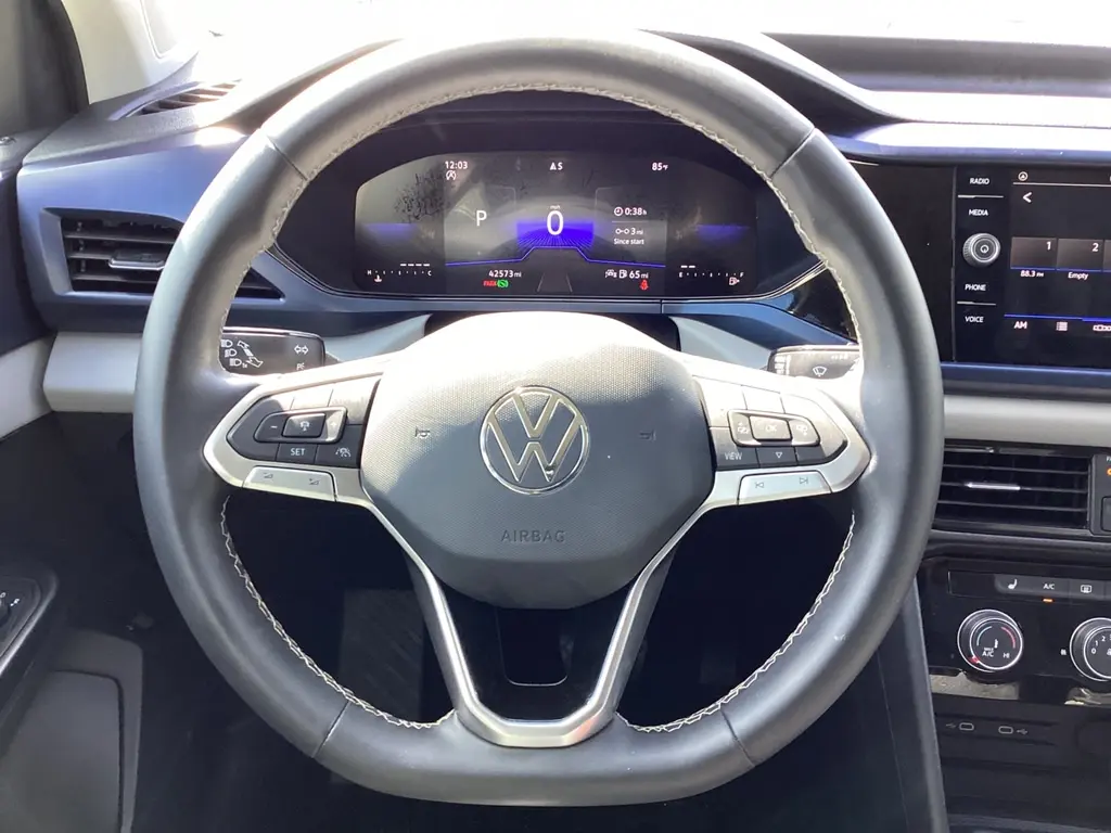 2023 VOLKSWAGEN TAOS SE photo 22