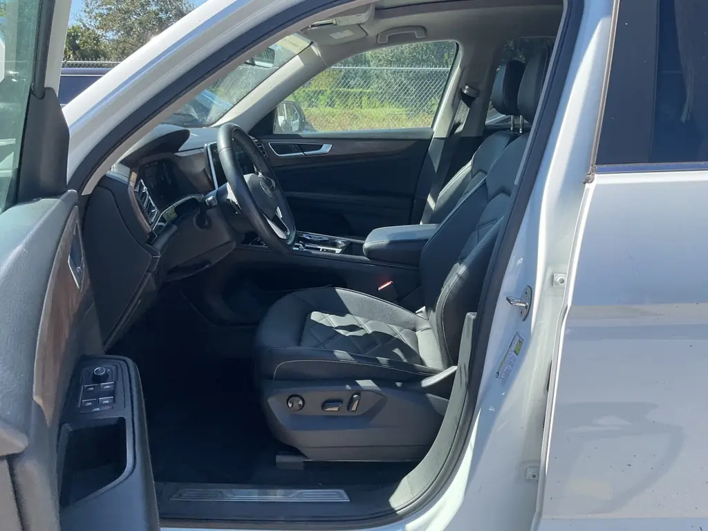 2024 VOLKSWAGEN ATLAS 2.0T SE W/TECHNOLOGY photo 12