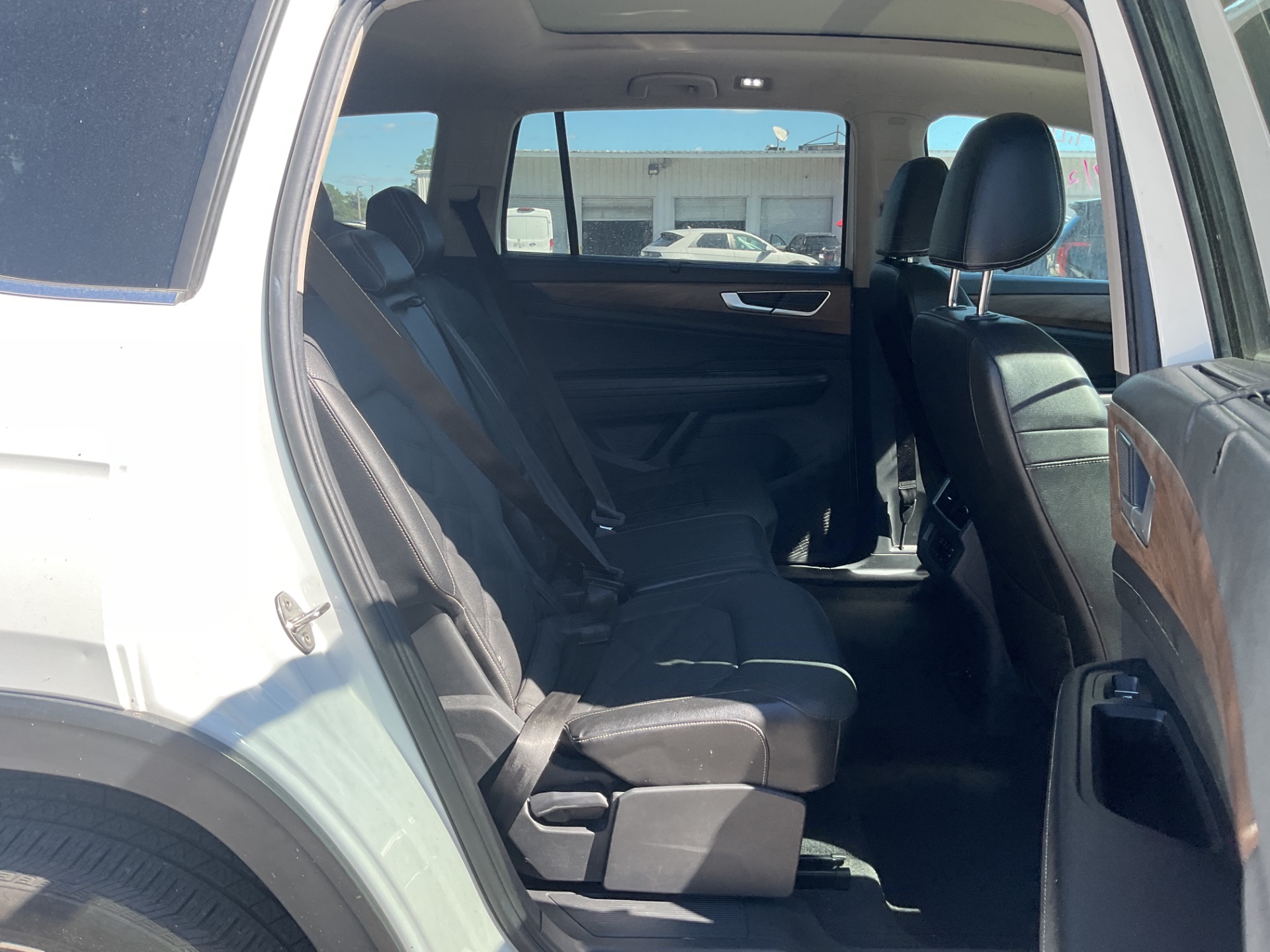 2024 VOLKSWAGEN ATLAS 2.0T SE W/TECHNOLOGY photo 17