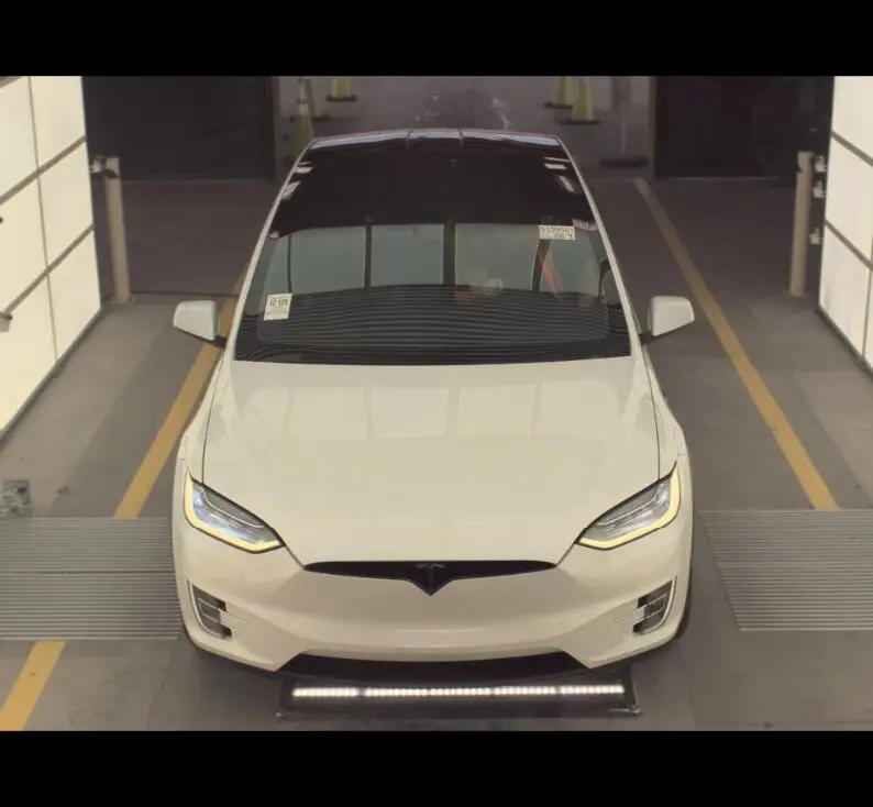 2020 TESLA MODEL X LONG RANGE PLUS photo 2