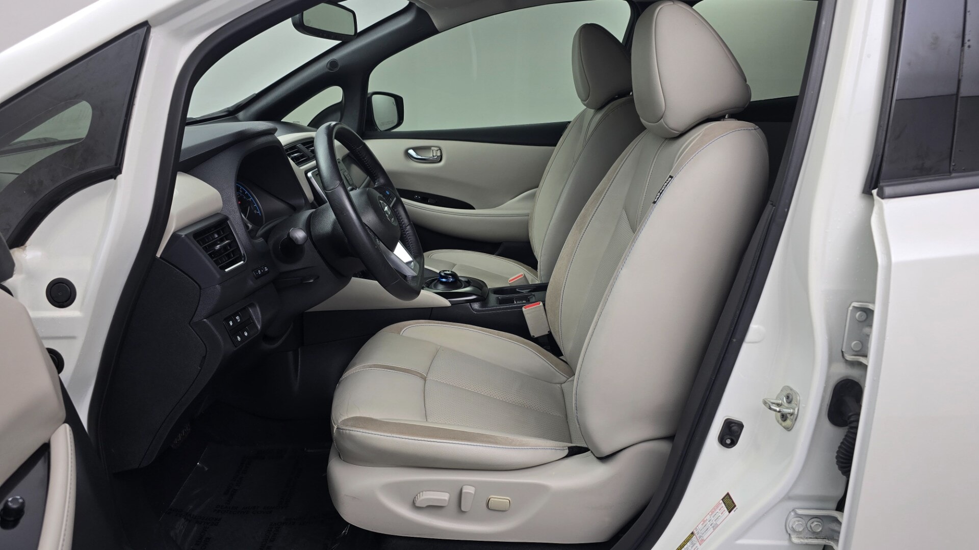 Florida Fine Cars - Used vehicle - SEDAN NISSAN LEAF 2019
