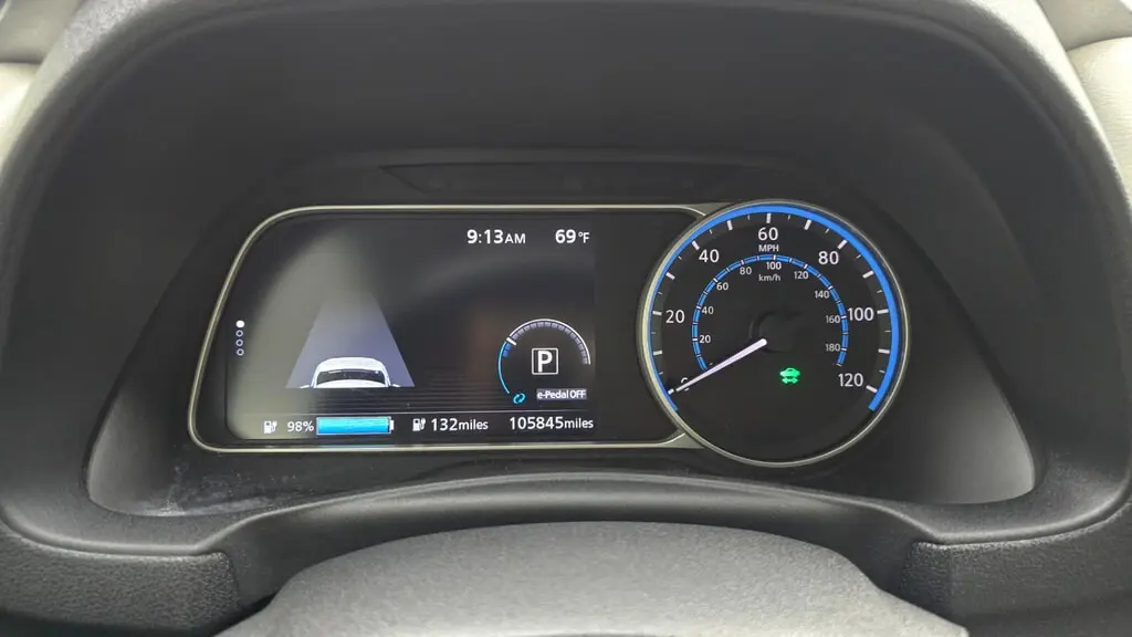 2019 NISSAN LEAF SL photo 26
