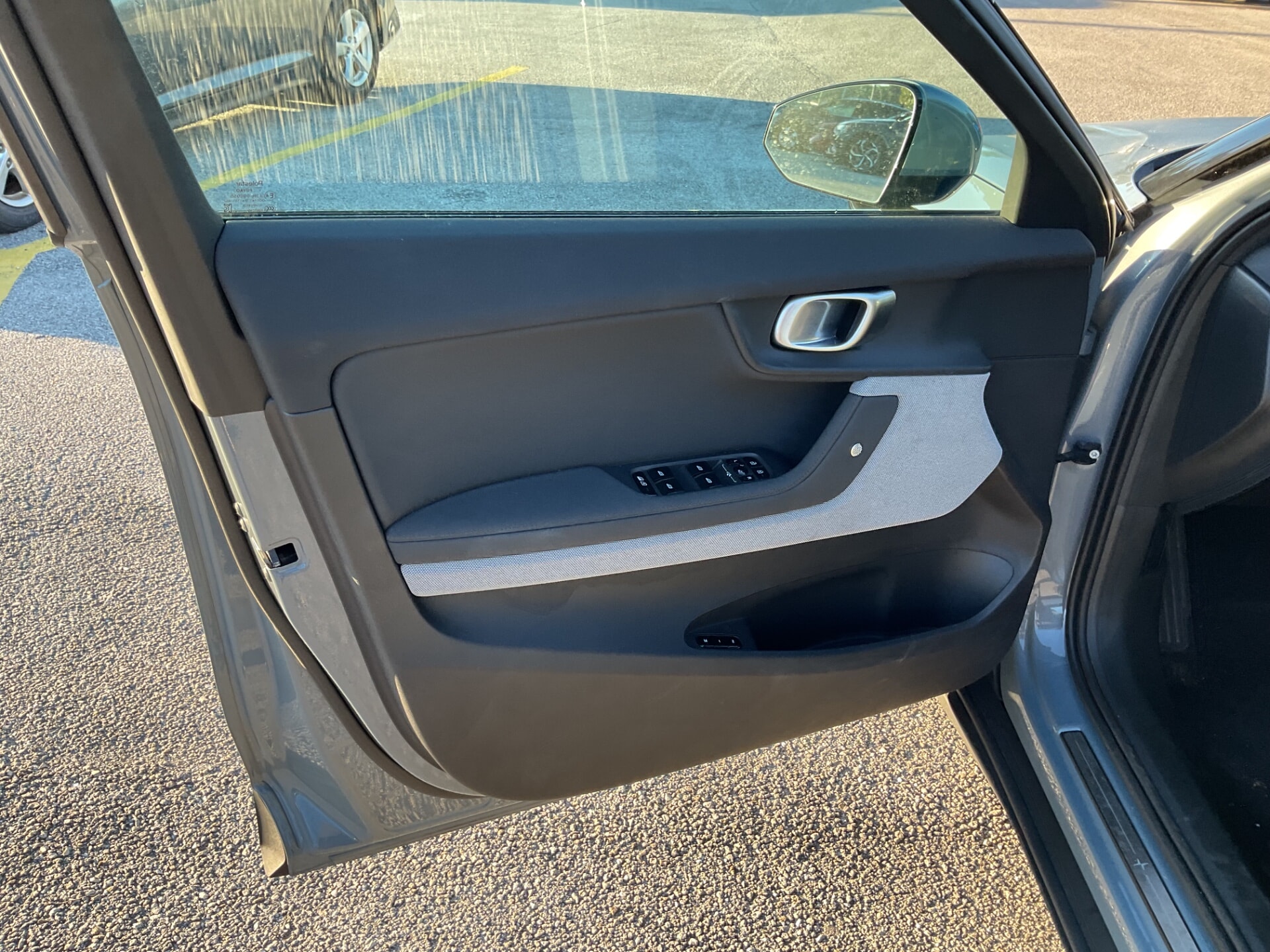 2024 POLESTAR 2 PLUS photo 8