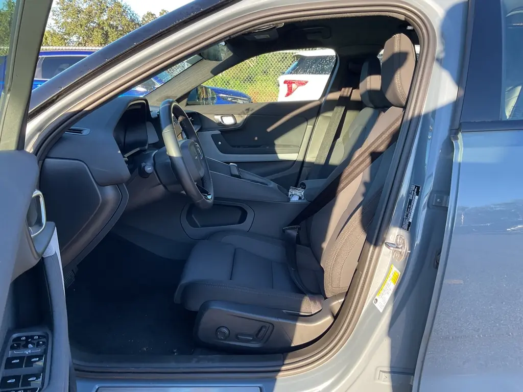 2024 POLESTAR 2 PLUS photo 9