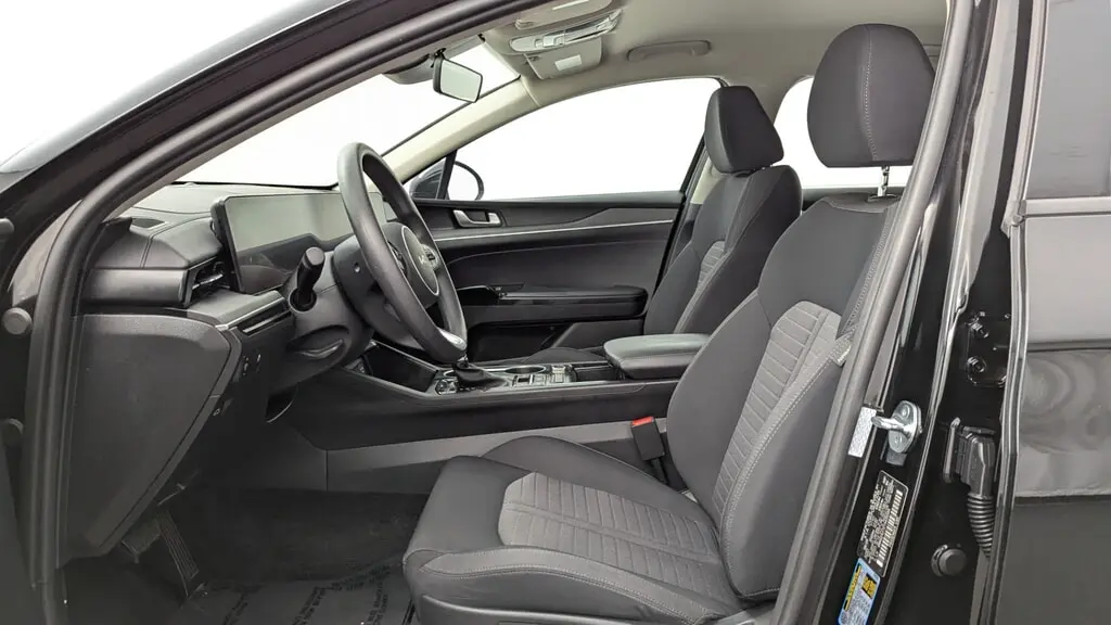 2026 KIA K5 LXS photo 11