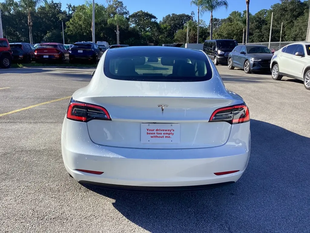 2023 TESLA MODEL 3 photo 4