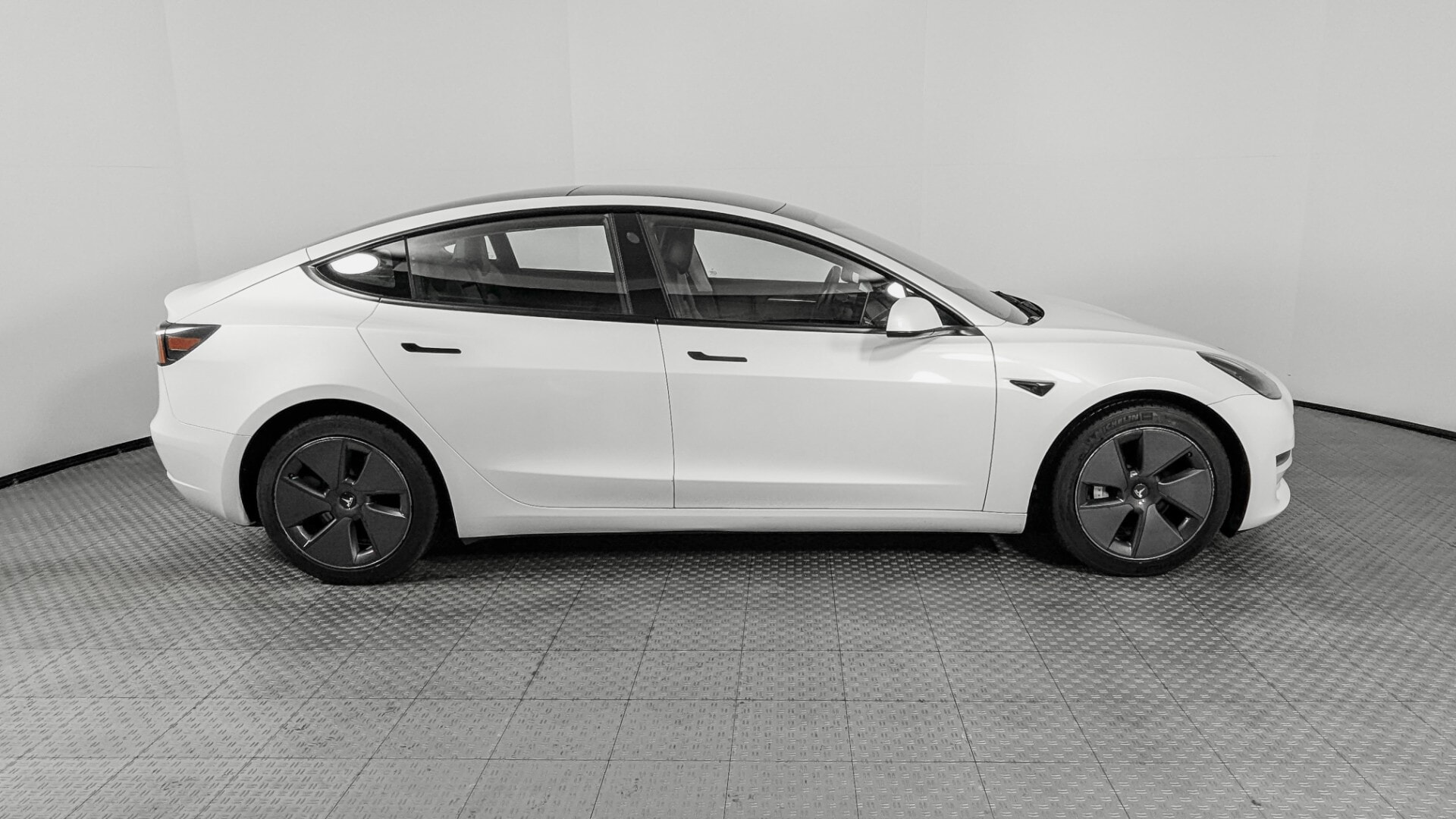 Florida Fine Cars - Used vehicle - SEDAN TESLA MODEL 3 2023