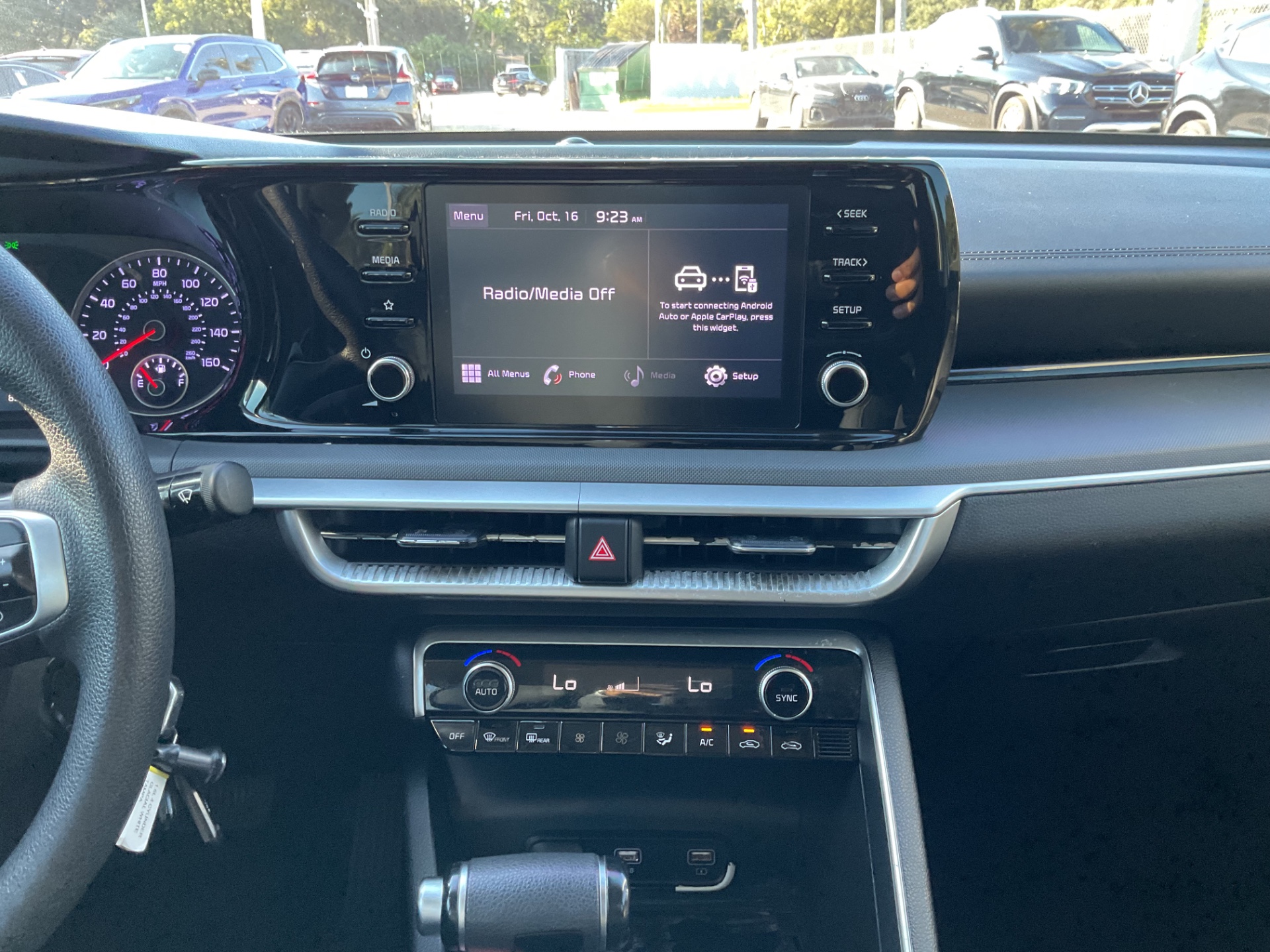2022 KIA K5 LX photo 22