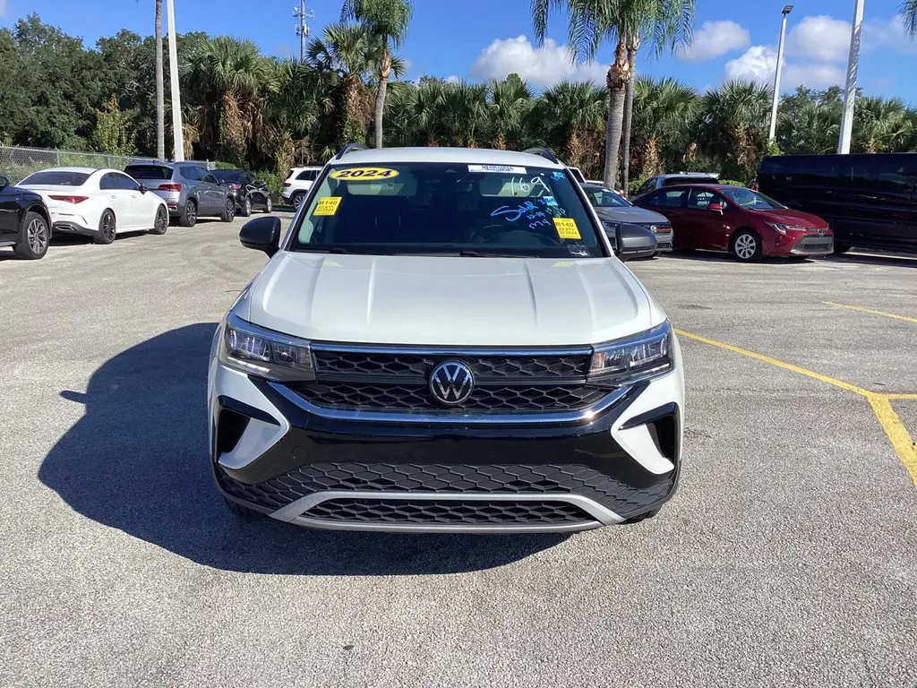 2024 VOLKSWAGEN TAOS S photo 2