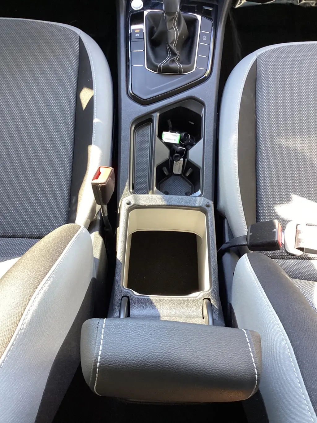 2024 VOLKSWAGEN TAOS S photo 17