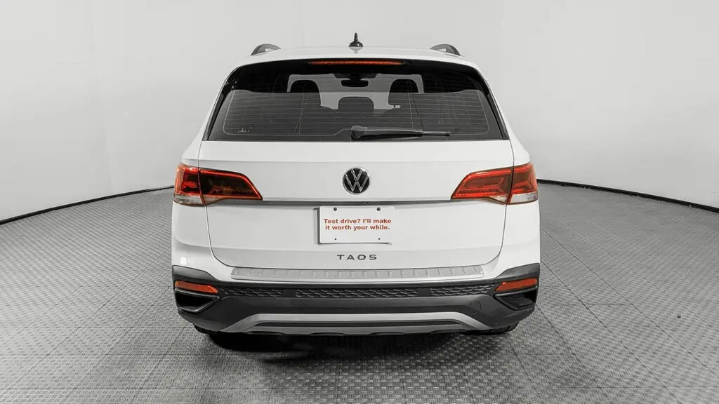 2024 VOLKSWAGEN TAOS S photo 5