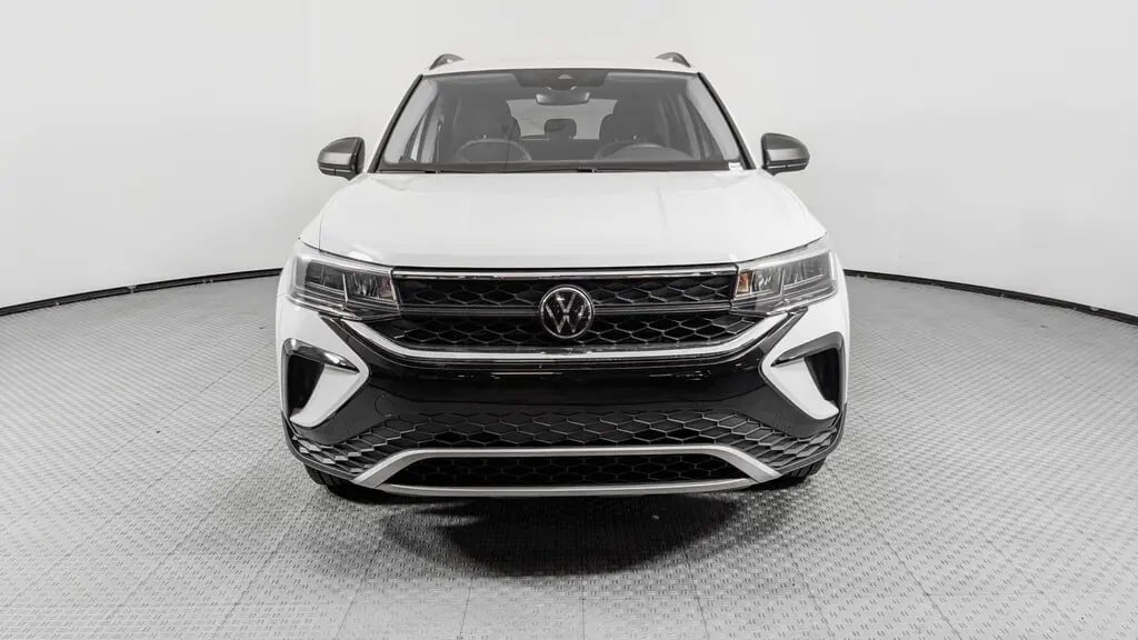 2024 VOLKSWAGEN TAOS S photo 9