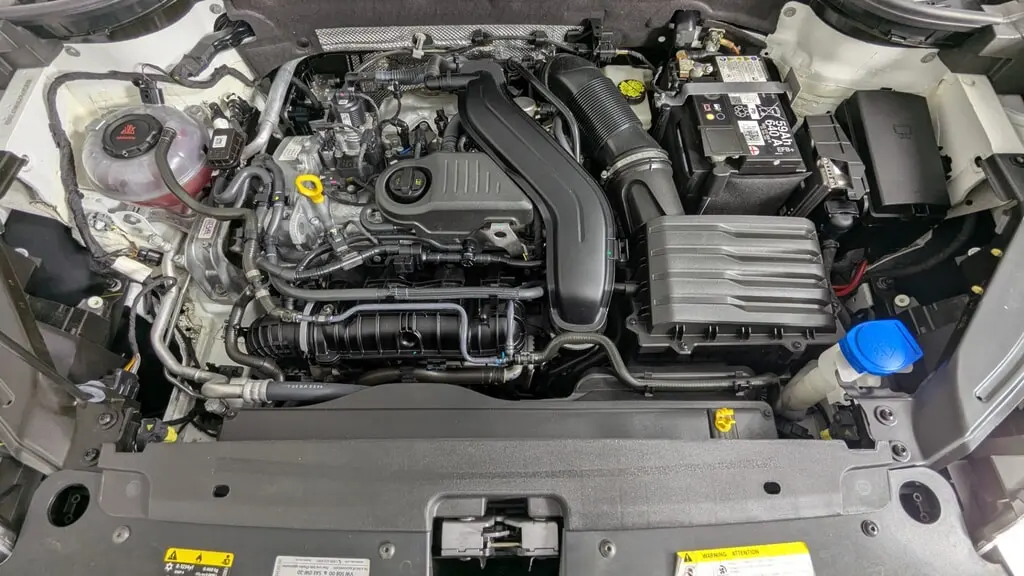 2024 VOLKSWAGEN TAOS S photo 29
