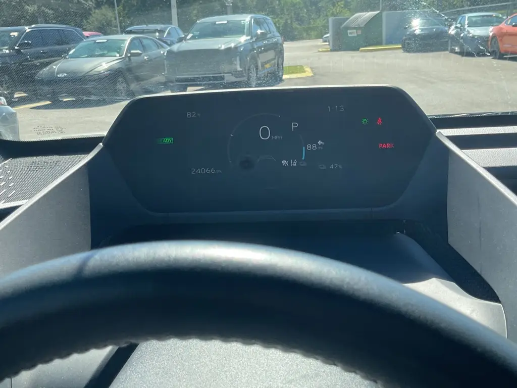 2023 TOYOTA BZ4X XLE photo 19