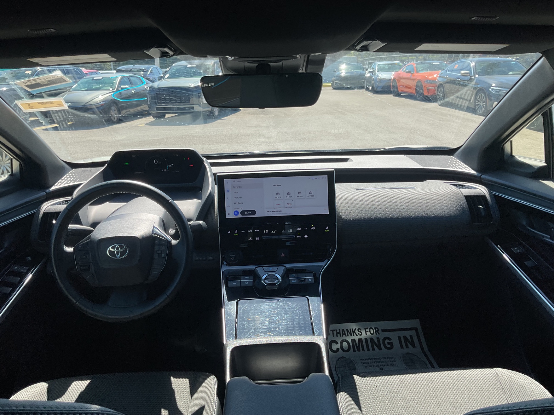 2023 TOYOTA BZ4X XLE photo 22