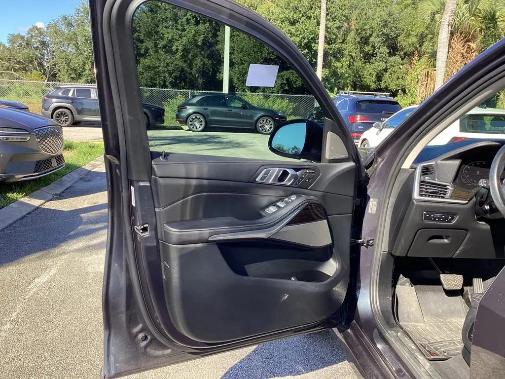 2020 BMW X7 XDRIVE40I photo 11